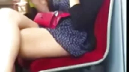 ผู้ชายสูงเกินจริงจัดฉากเย็ดหมู่กับแม่ ดู วีดีโอ โป้