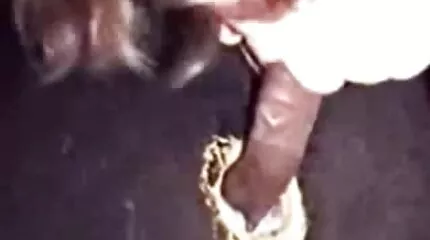 เพื่อนที่มีชื่อเสียงจุดไฟให้นักเรียนรัสเซียมีเพศสัมพันธ์ในตูด วี ดี โป้